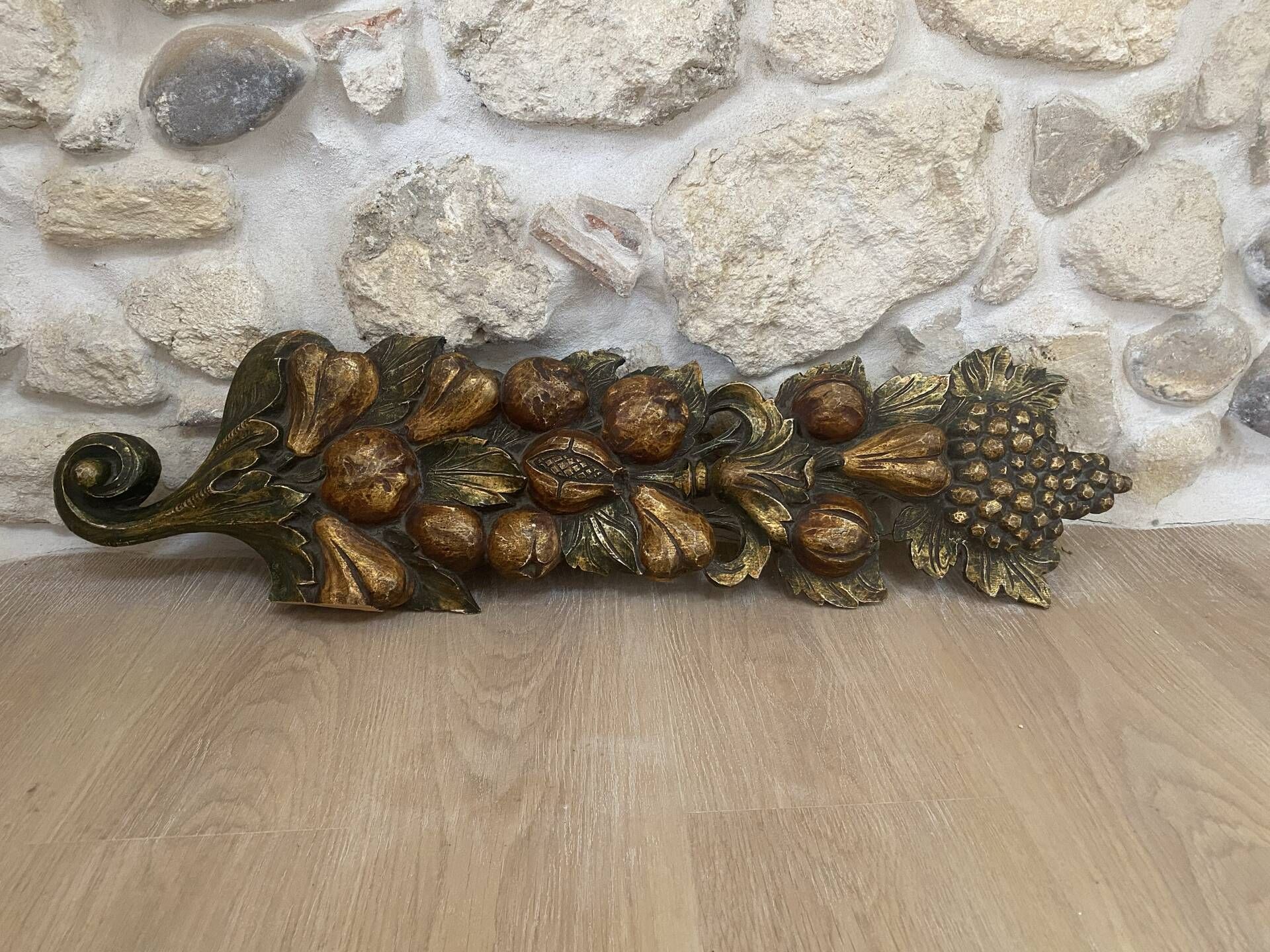 Large wall sculpture in carved gilded wood – fruits and foliage –