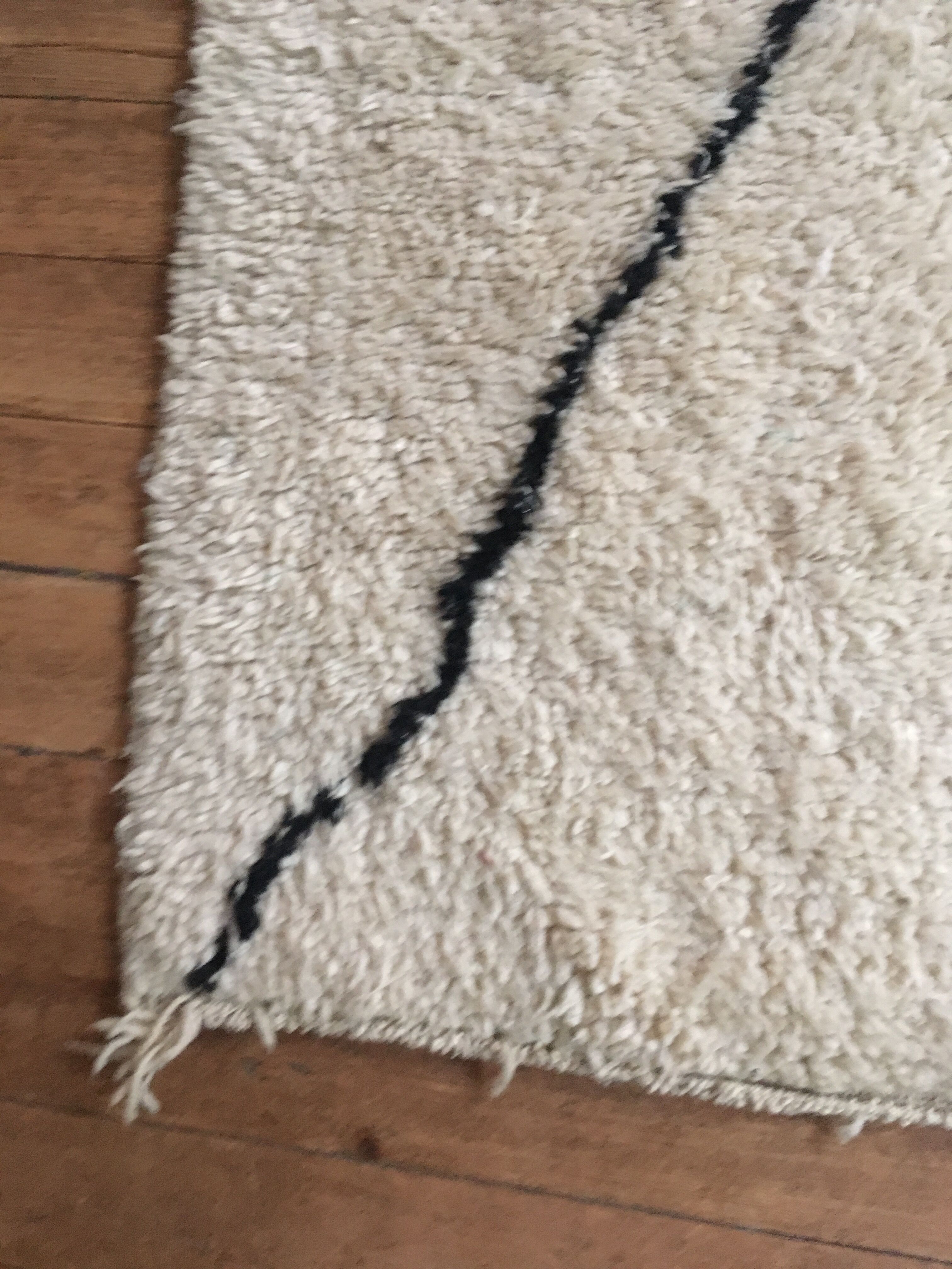 Beni ouarian done hand carpet 166x260cm