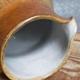 Pitcher Art-Populaire in ancient sandstone