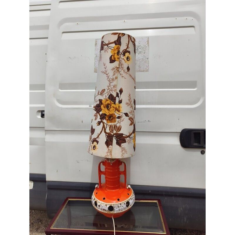 Vintage lamp from the 70s, ceramic.
