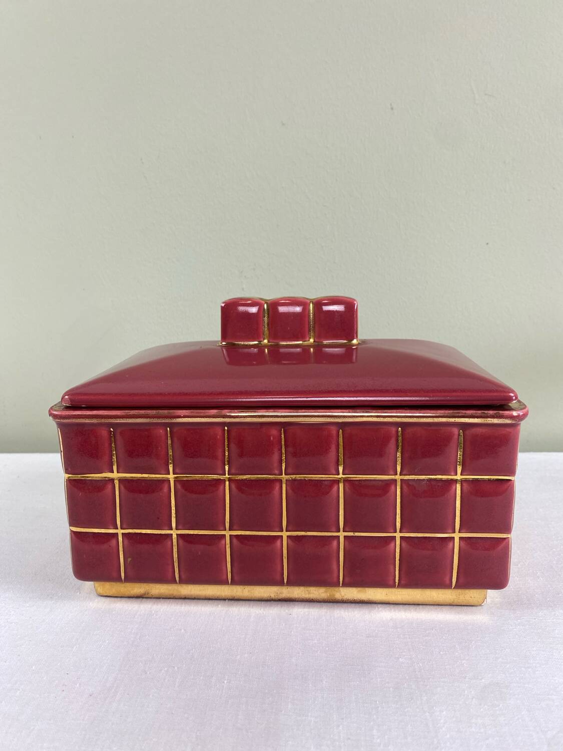 Art Deco candy box