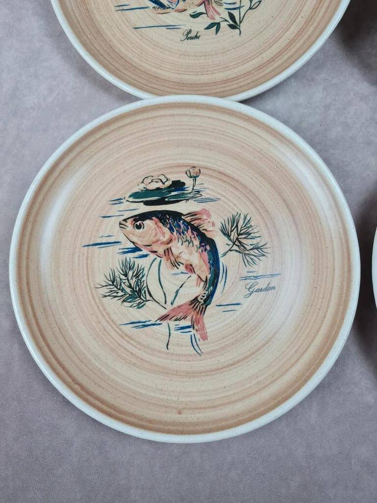 Set of 5 vintage Granville plates, fish design.