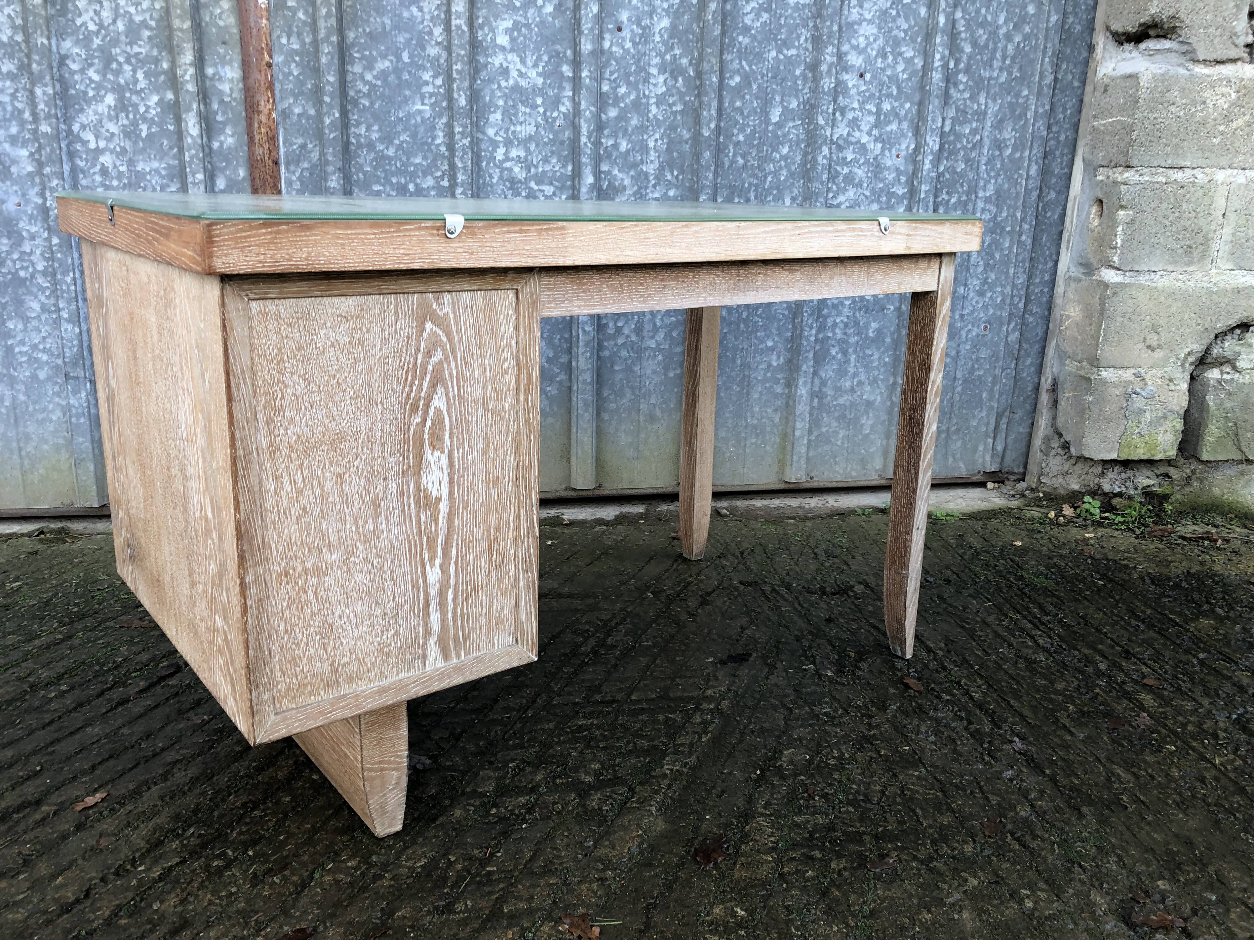 Bureau vintage en chêne lasuré à 3 tiroirs a caisson