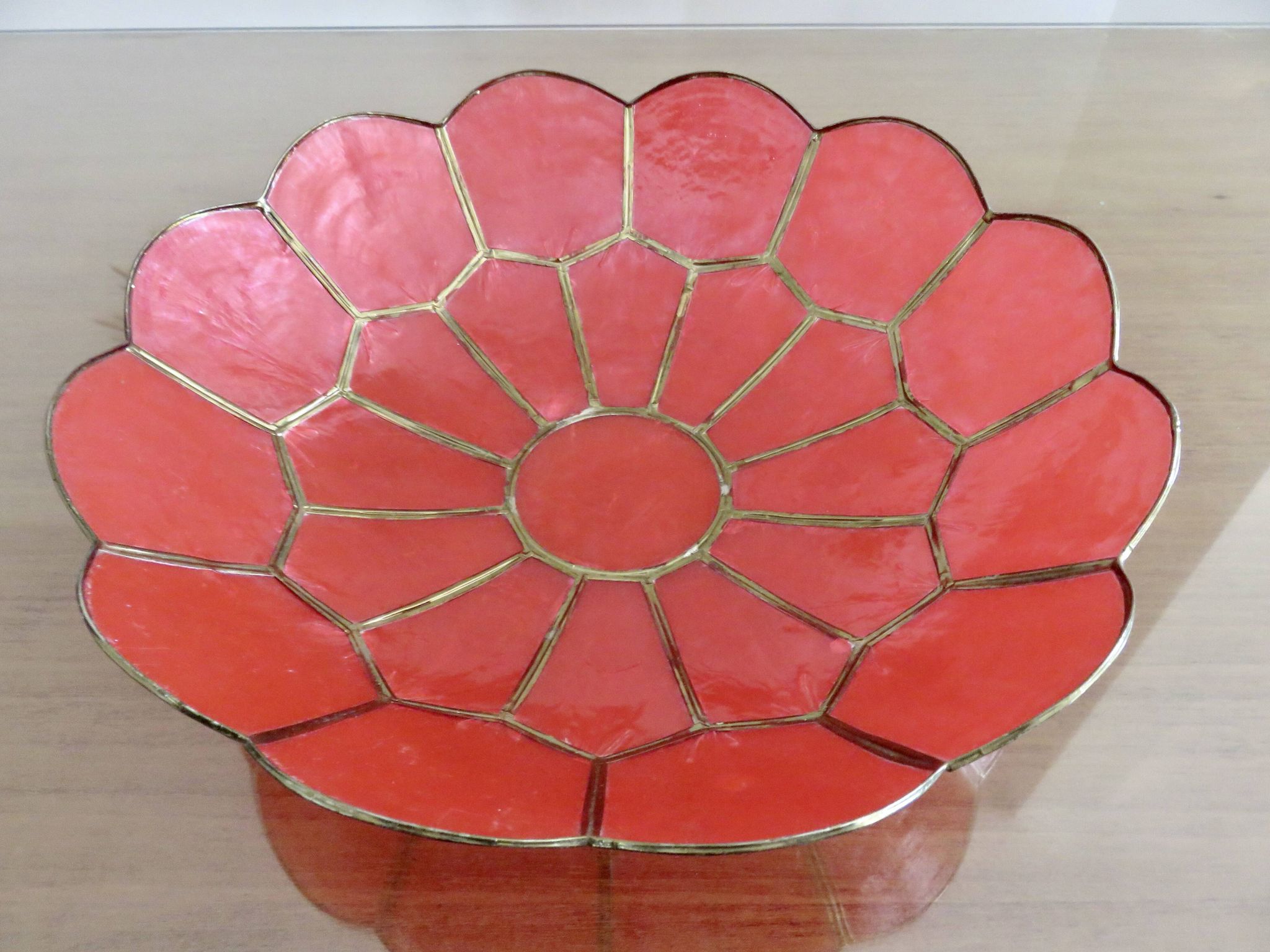 Pocket, cup, in red capiz mother-of-pearl and brass 1970