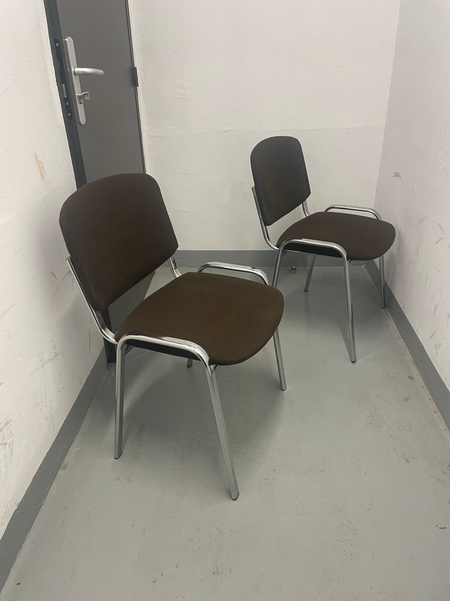 Lot 2 chaises de bureau vintage