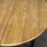 Black extendable classic dining table, 6/8 place settings