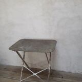 Table de jardin en fer