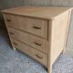 Commode 3 tiroirs rénovée pour chambre d'enfant