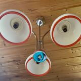 Lustre, Suspension, Plafonnier, 3 abat-jours blanc et orange, année 70
