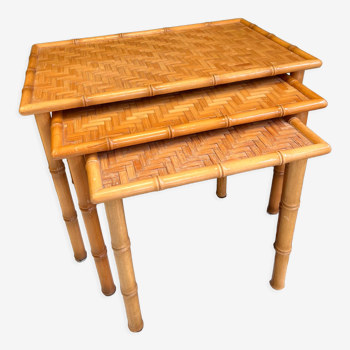 3 nesting tables in bamboo and wood