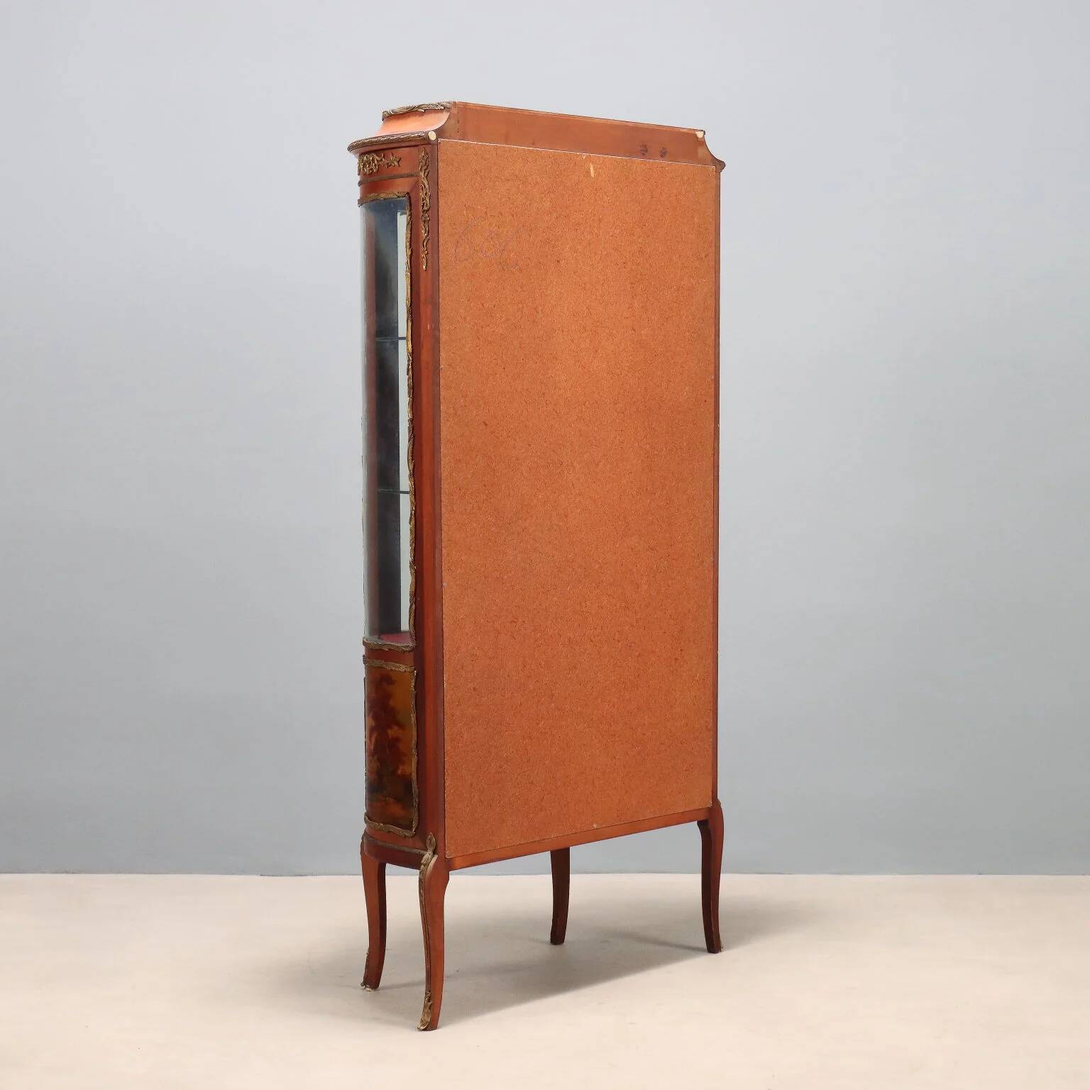 Antique baroque-style display cabinet in mahogany and bronze, Italy, 20th century.