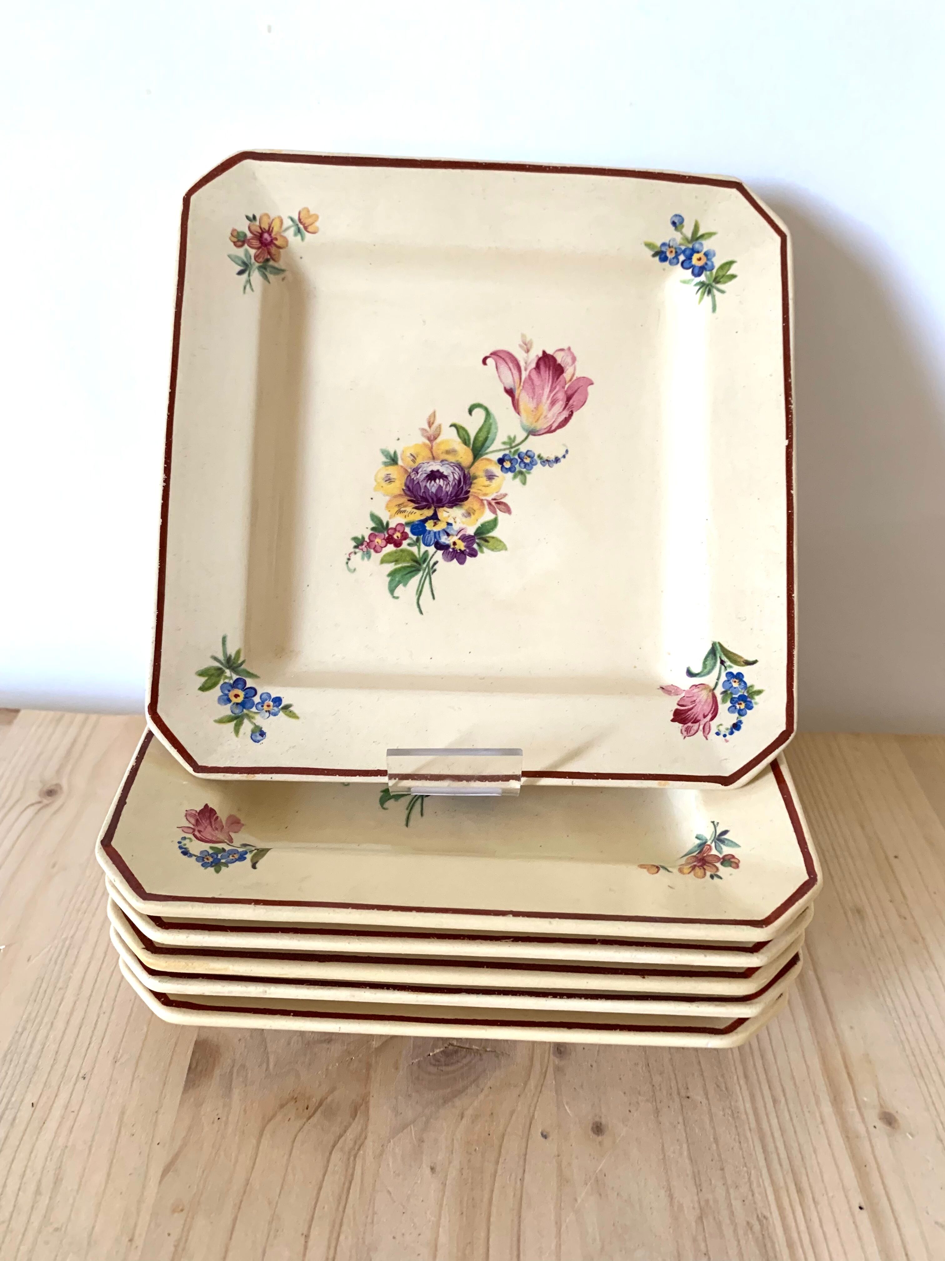 Square dessert plates