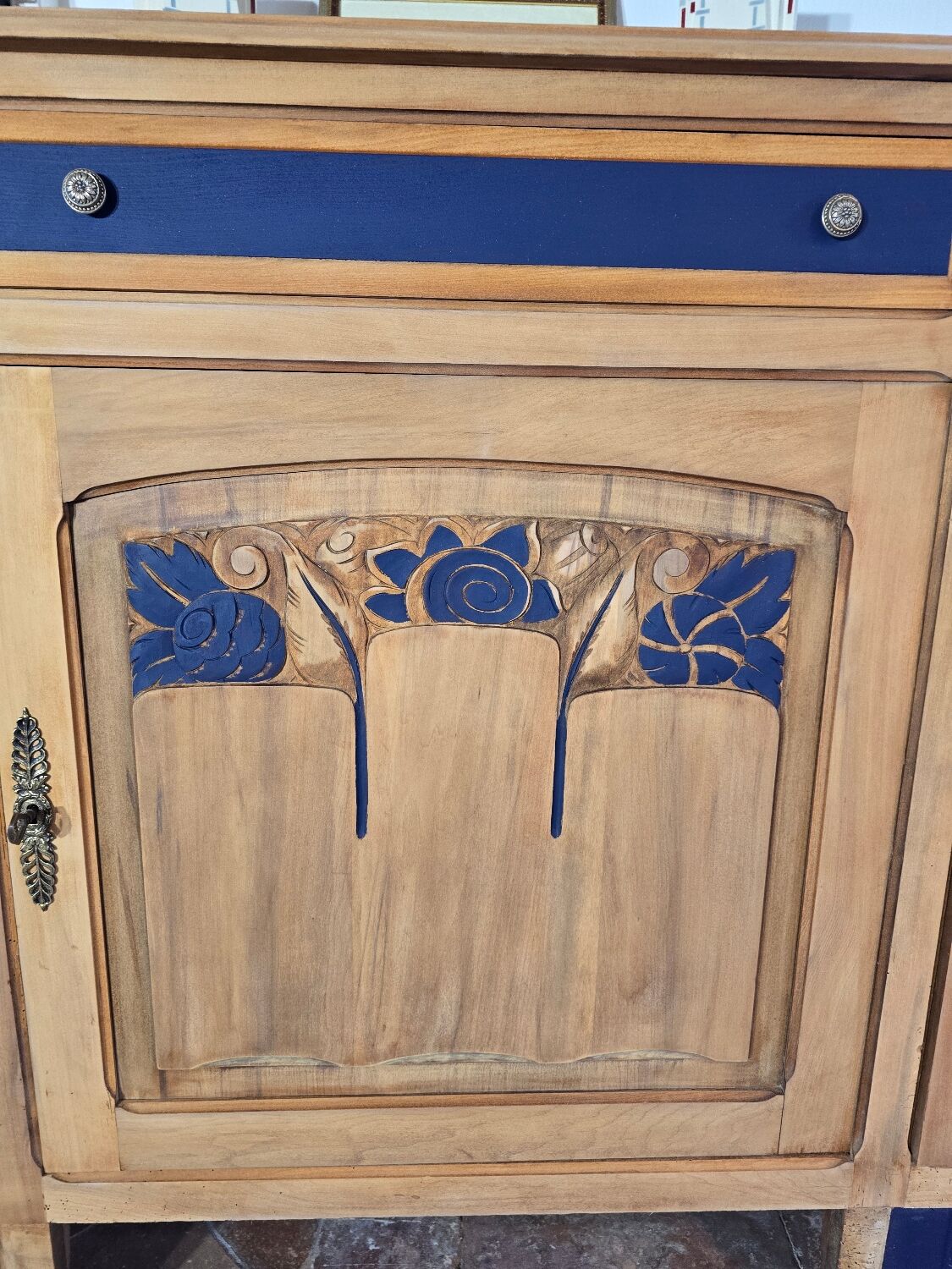 Buffet made of solid cherry wood, late Art Nouveau.