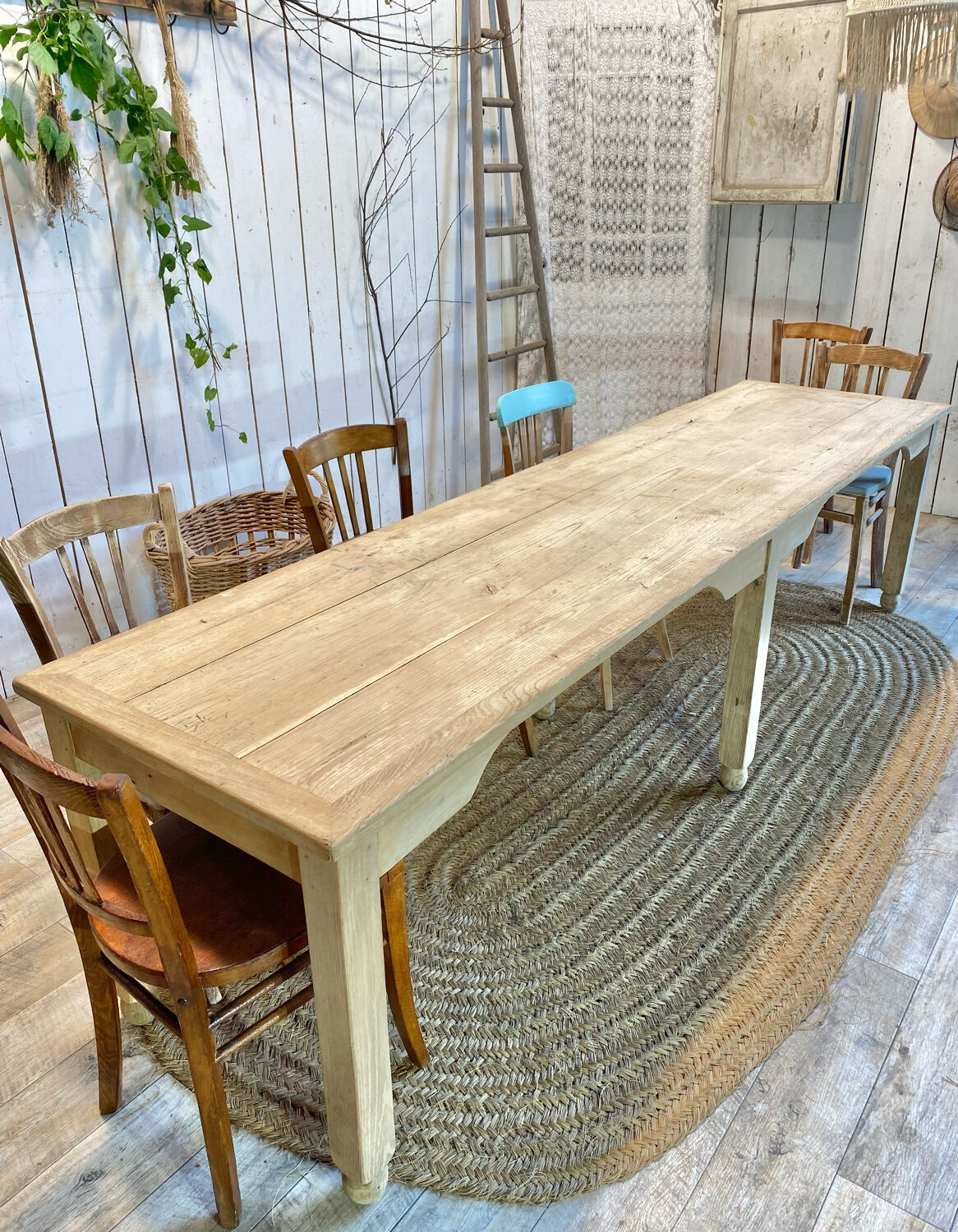Farmhouse table