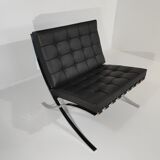 Chauffeuse Barcelona de Mies Van Der Rohe pour Knoll
