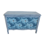 Wooden box