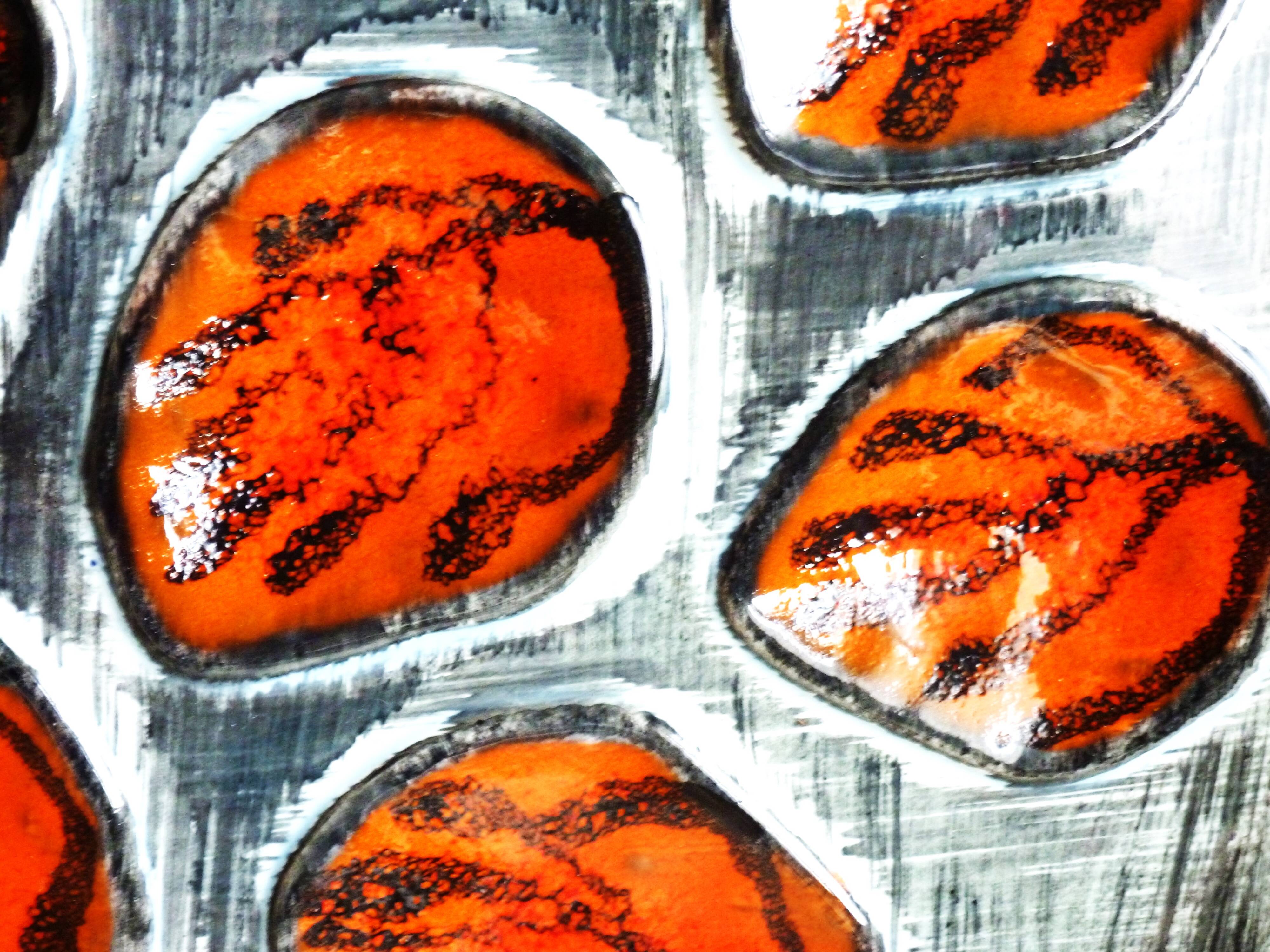 Hand-painted oyster and shellfish presentation plate from Pornic.