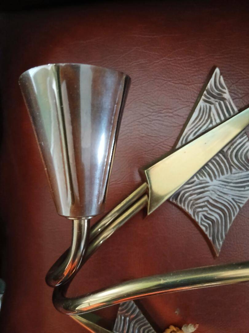 Splendid pair of bronze wall sconces by Jules Leleu? Art Deco.