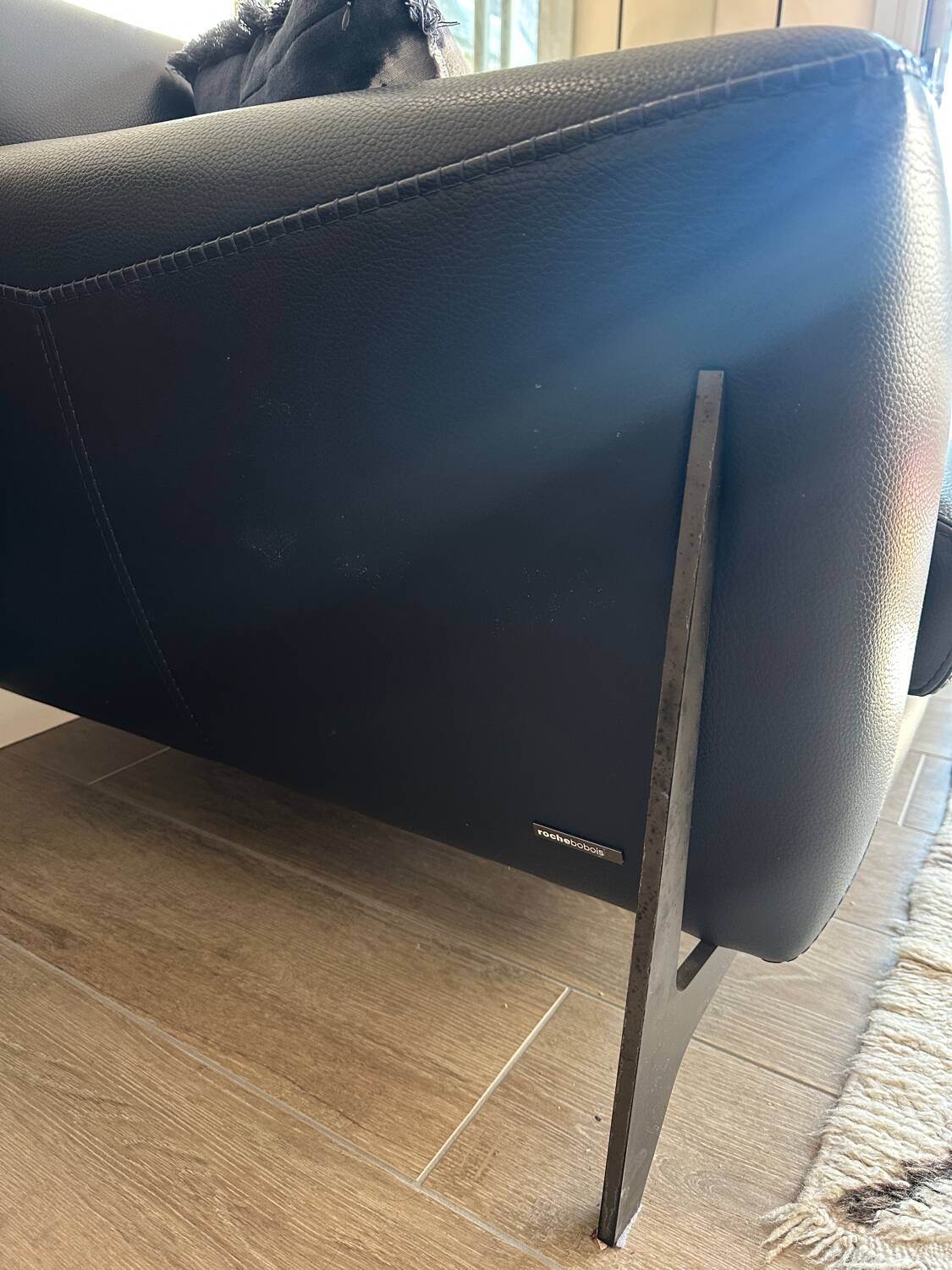 3-seater navy blue leather sofa Ligne Roset model Réflexion