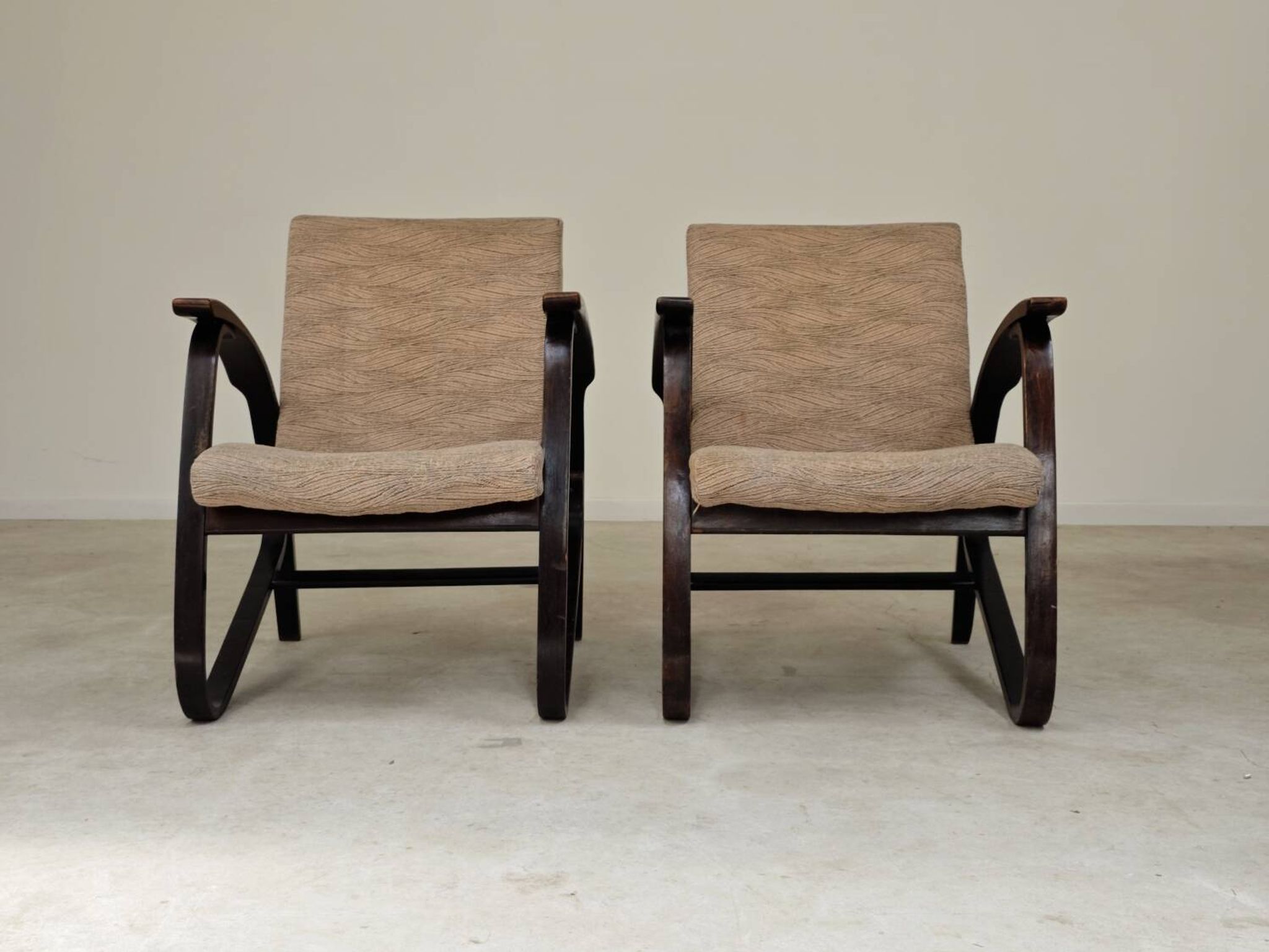 Paire de fauteuils art déco par Jan Vanek 1930