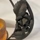 Coupe vide-poche en verre orangé et fer forgé début XXème