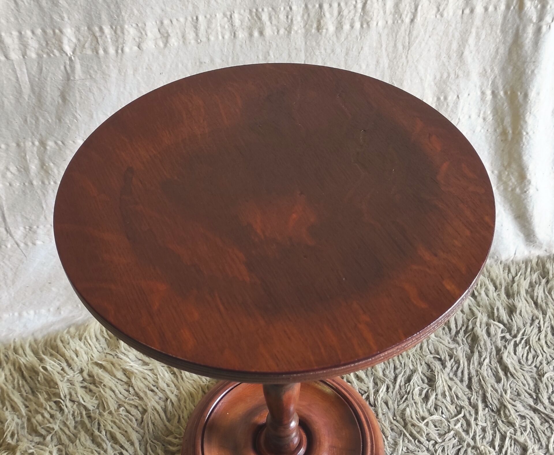 Art Deco side table in solid wood - mid 20th century