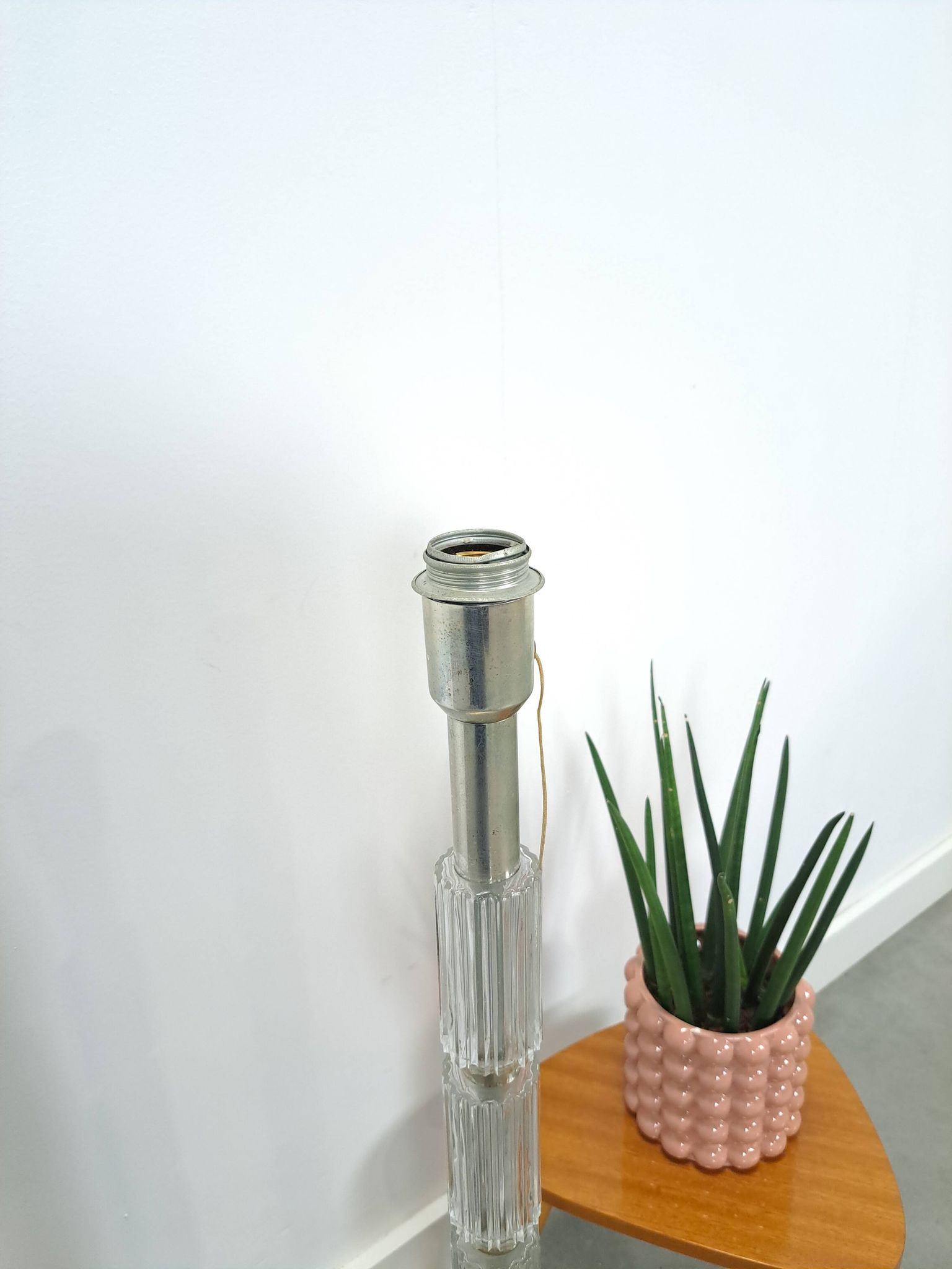 Lampe à suspension Jaren 70 en verre et chrome