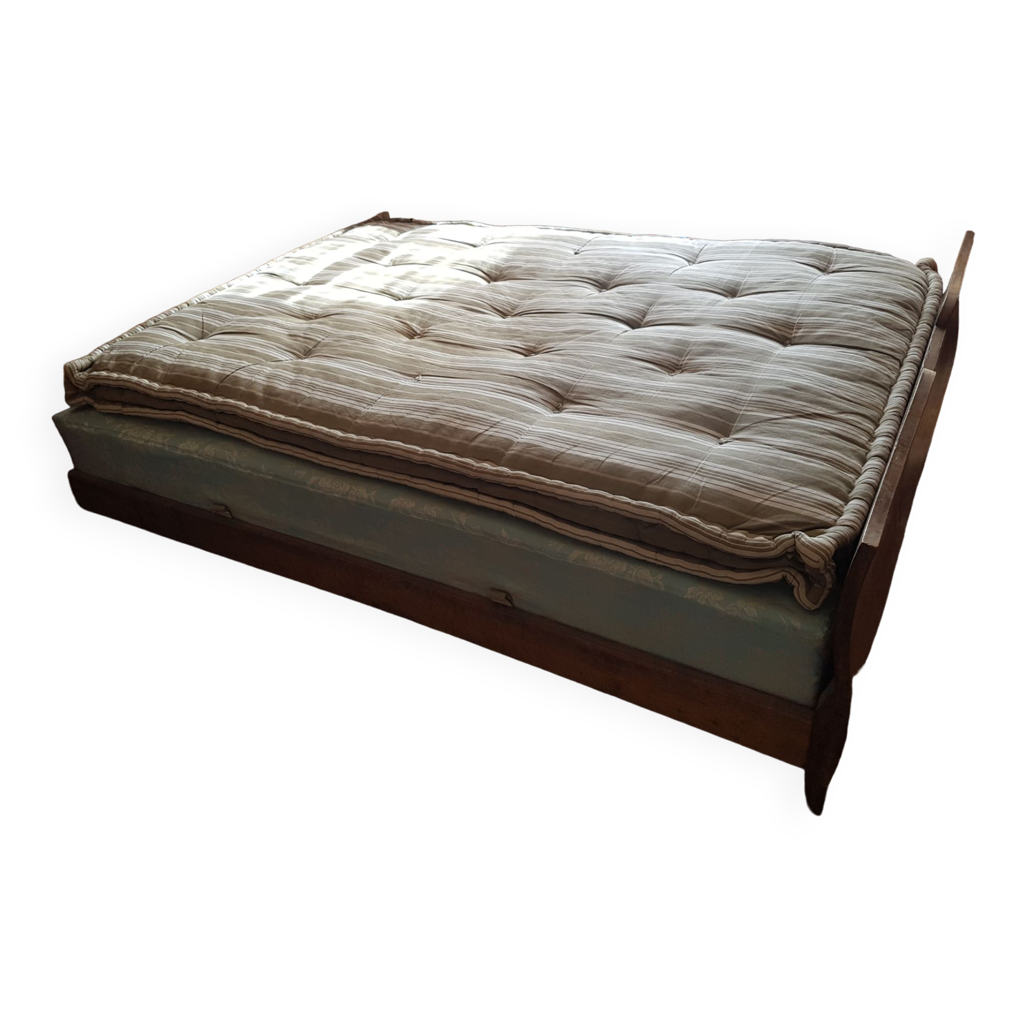 Bed frame with headboard whiskers