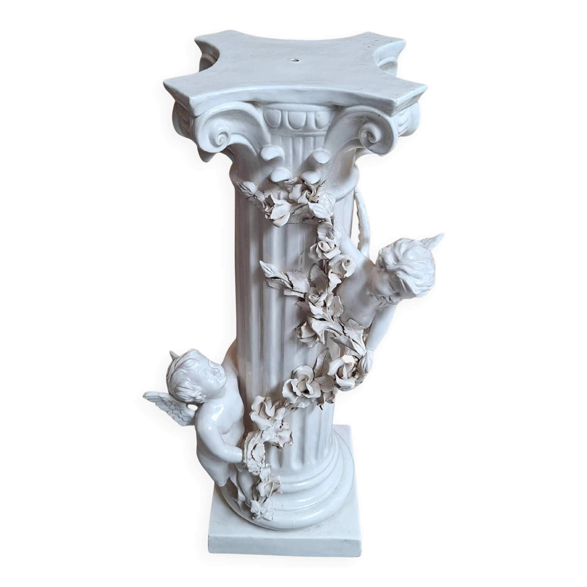 Elegante Colonna con Angeli in Ceramica – Stile Neo-Barocco (Anni '80)