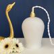 Baladeuse tulipe vintage en opaline blanche