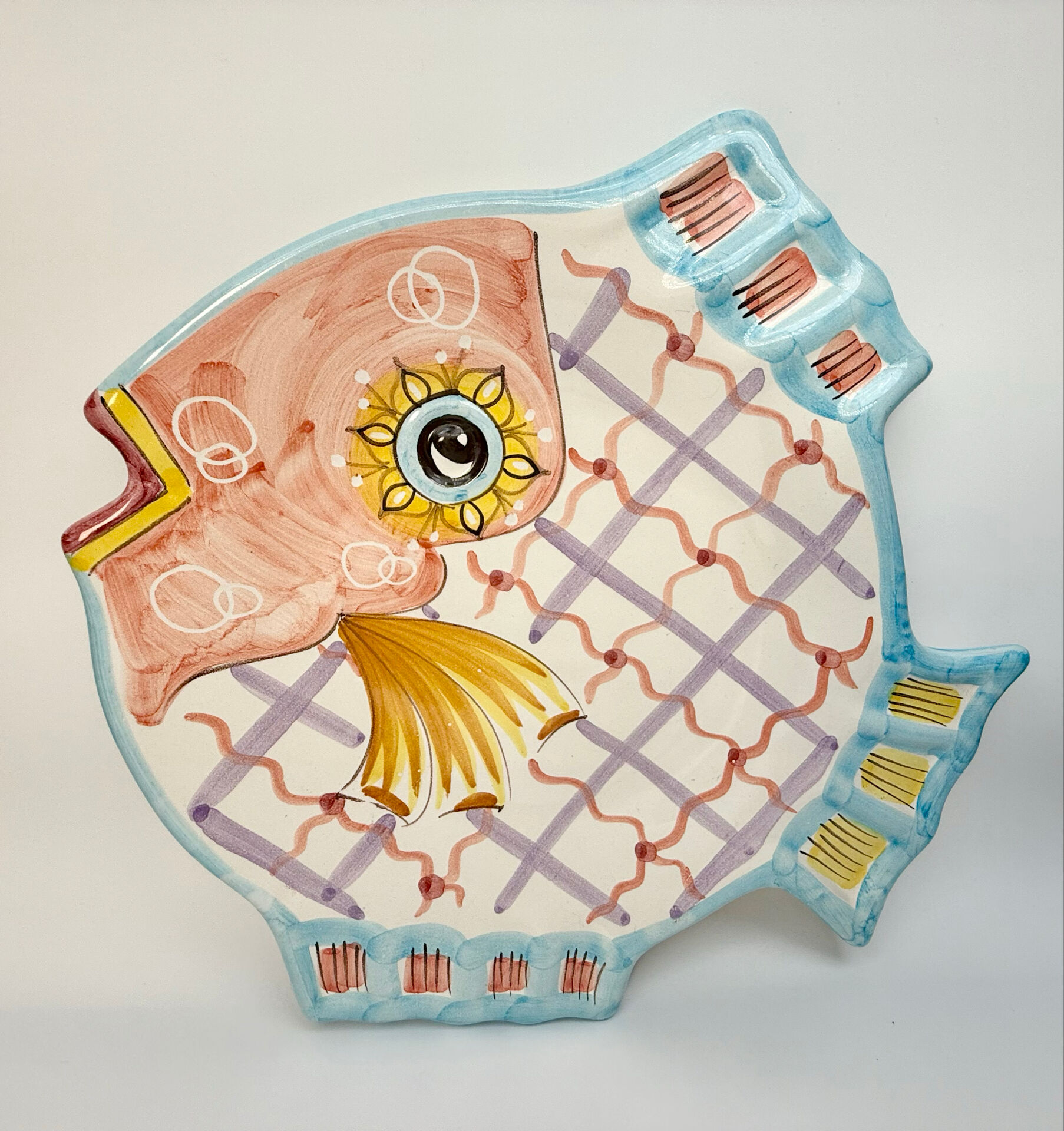 Hand-painted ceramic fish plate – Vietri sul Mare, Italy