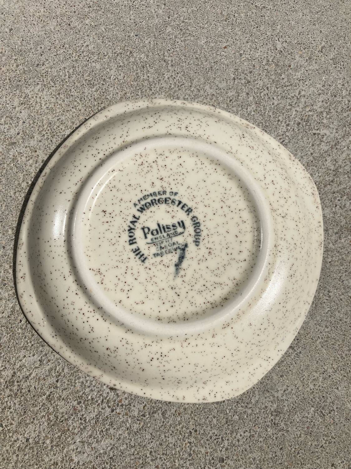 Coupelle Palissy England