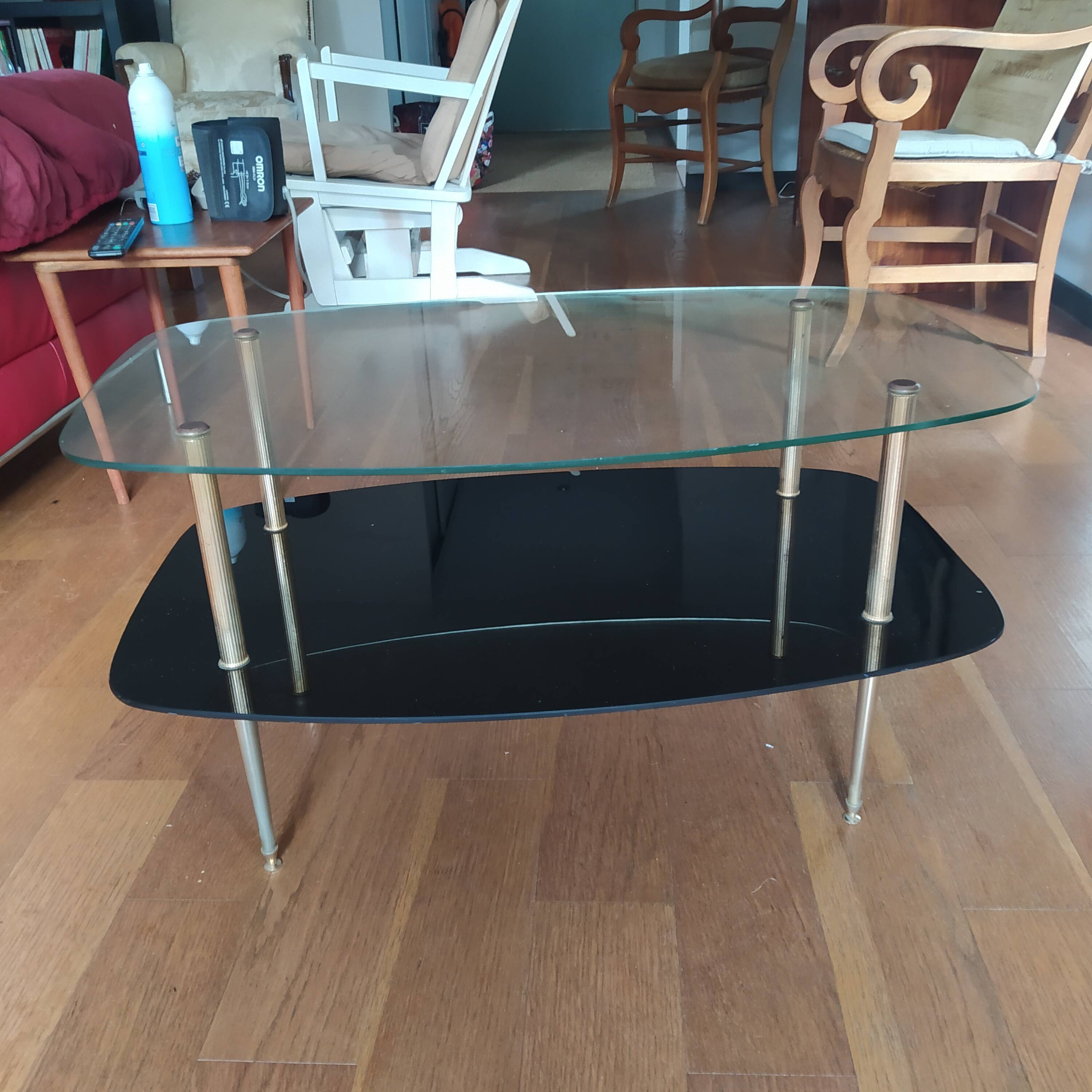 1960 cocktail coffee table with two trays and brass legs