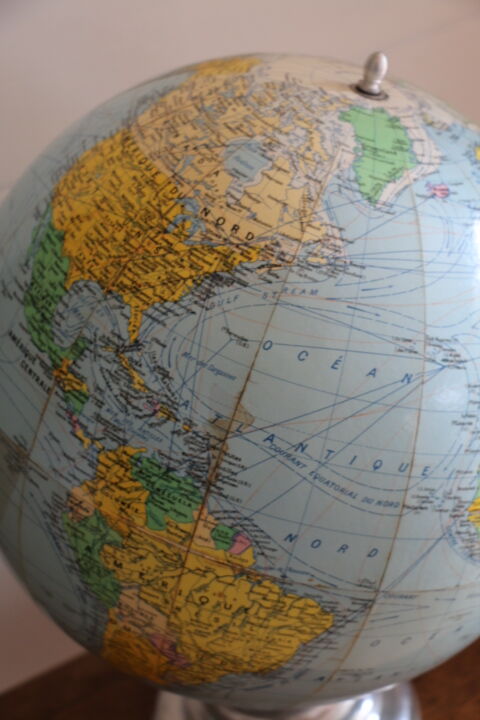 Globe terrestre girard et barrere 1960