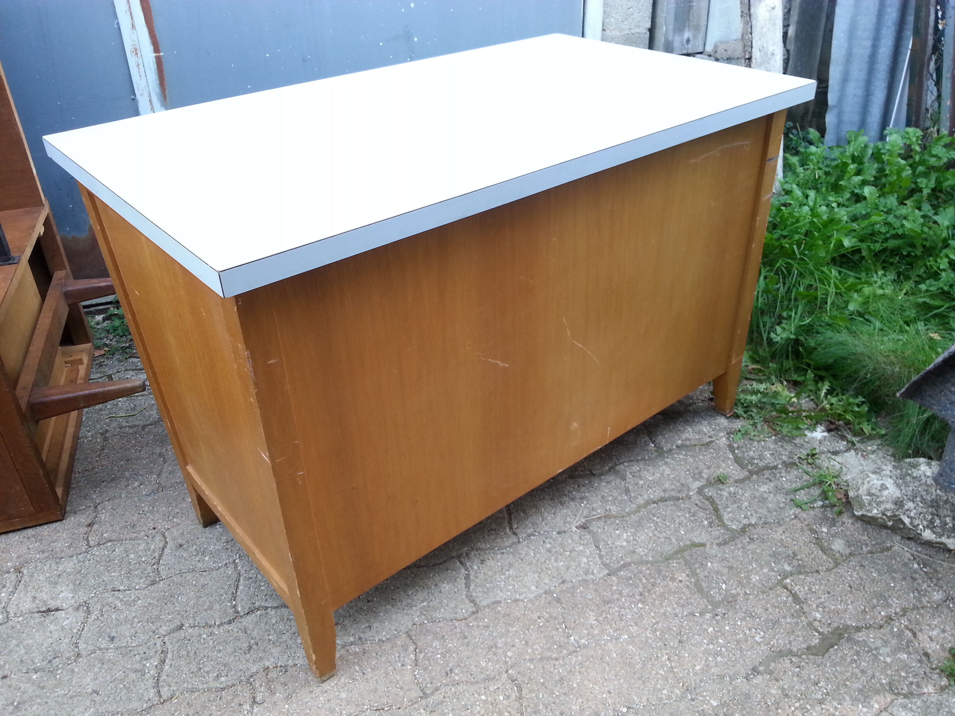 Bureau vintage 50 pieds compas