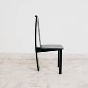 Ensemble de 4 chaises de salle à manger postmodernes design années 80 vintage.