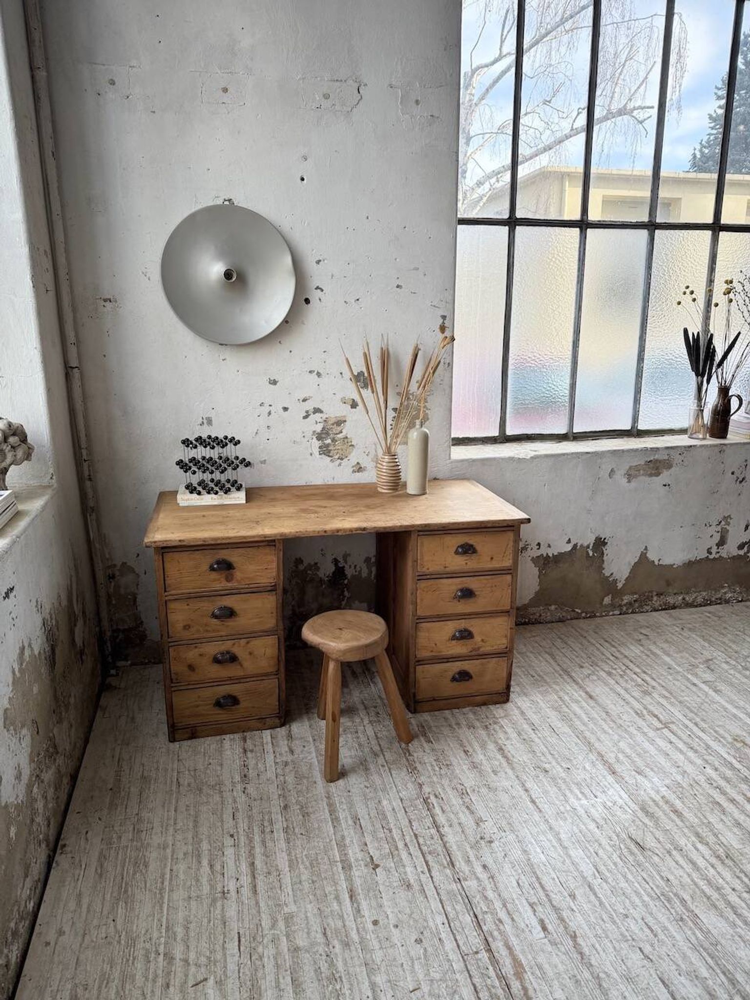 Bureau pin meuble atelier 1950