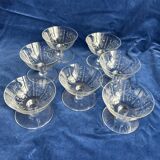7 coups à champagne en cristal gravé  Baccarat