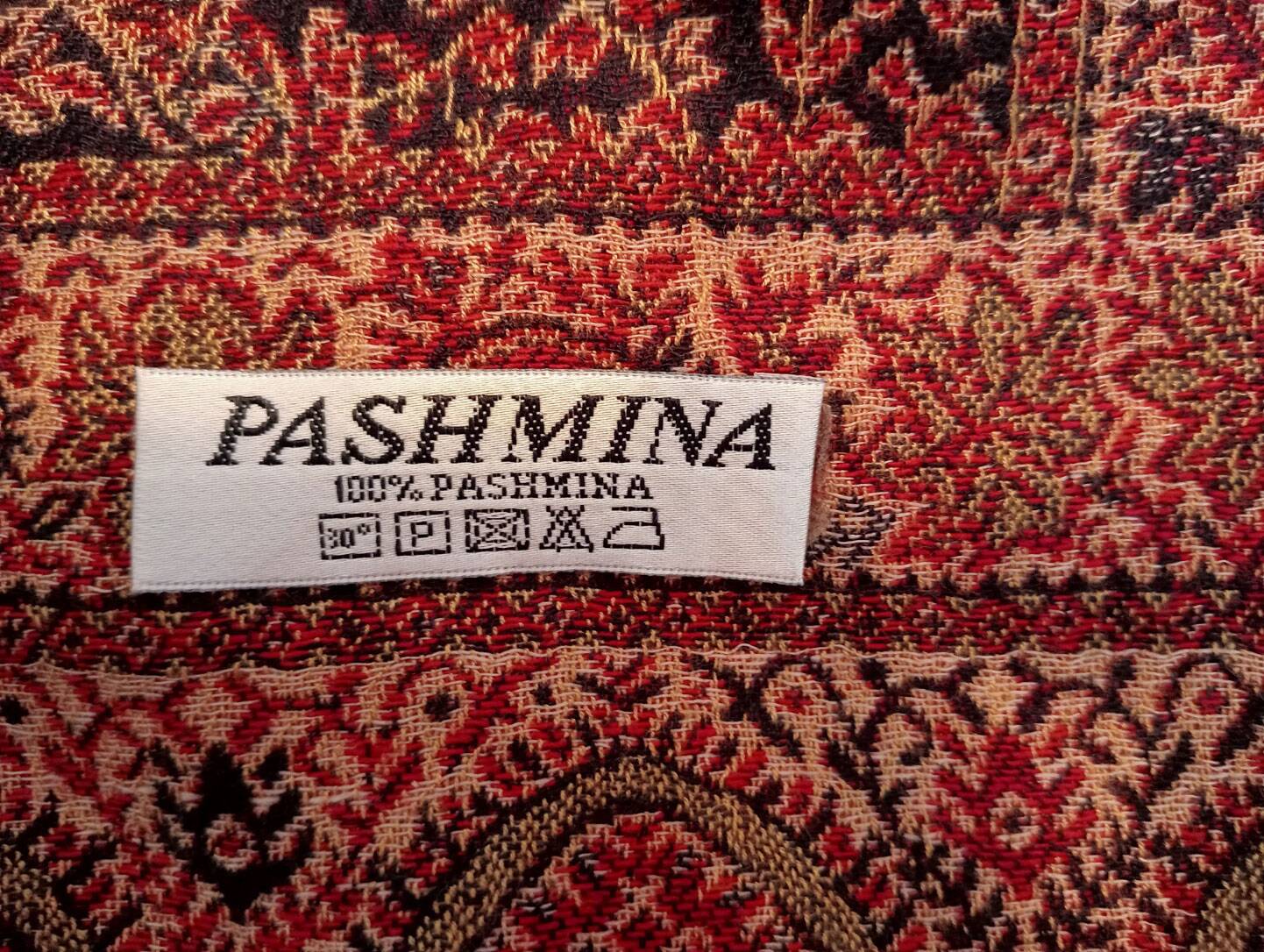 Pashmina blanket (Kazakhstan)