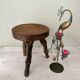 Tabouret brutaliste en ceps de vigne