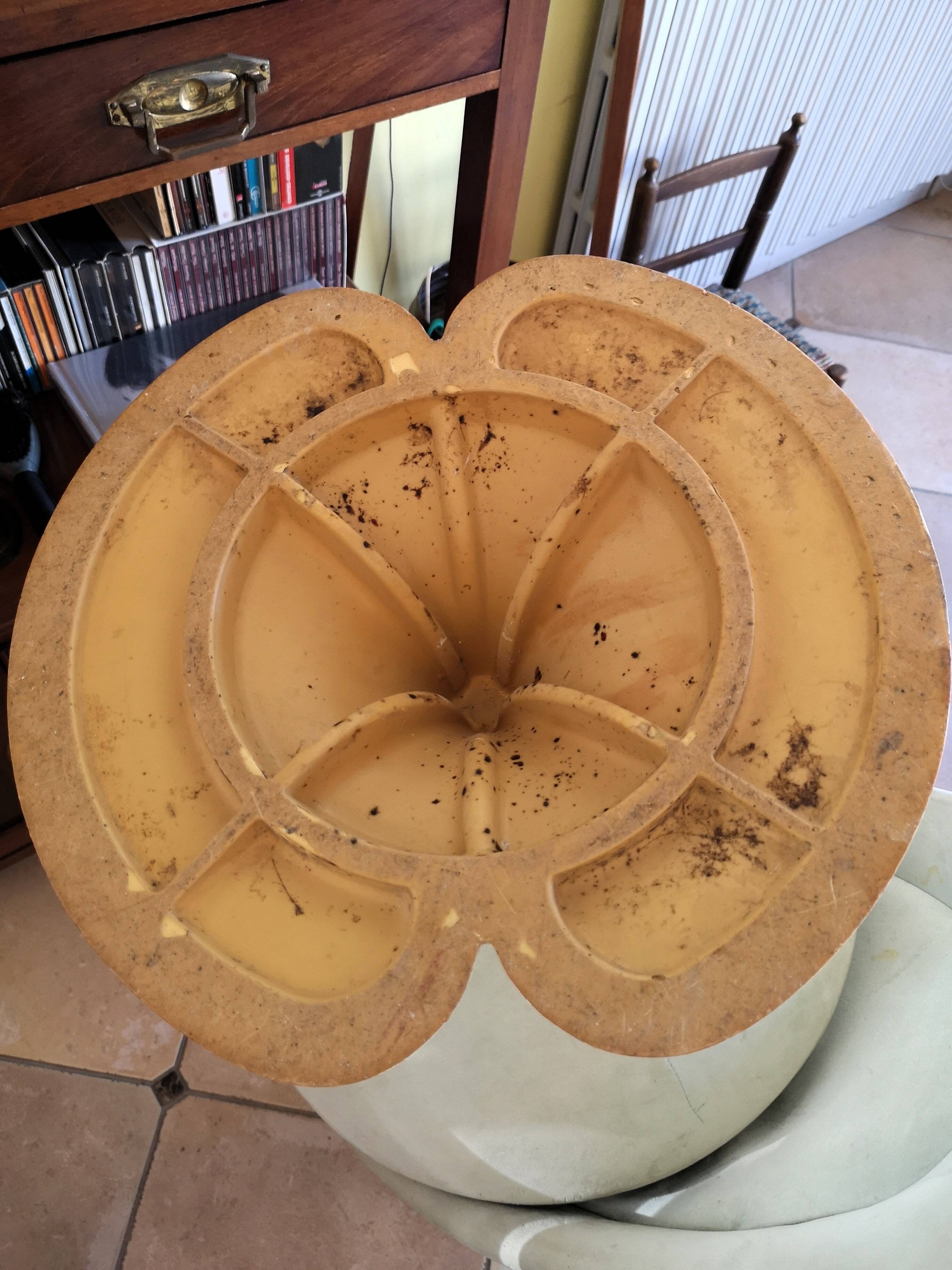 Tulip table and chair set