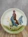 Assiette ancienne en Terre de Fer Choisy-le-Roi HB – Coq polychrome en barbotine
