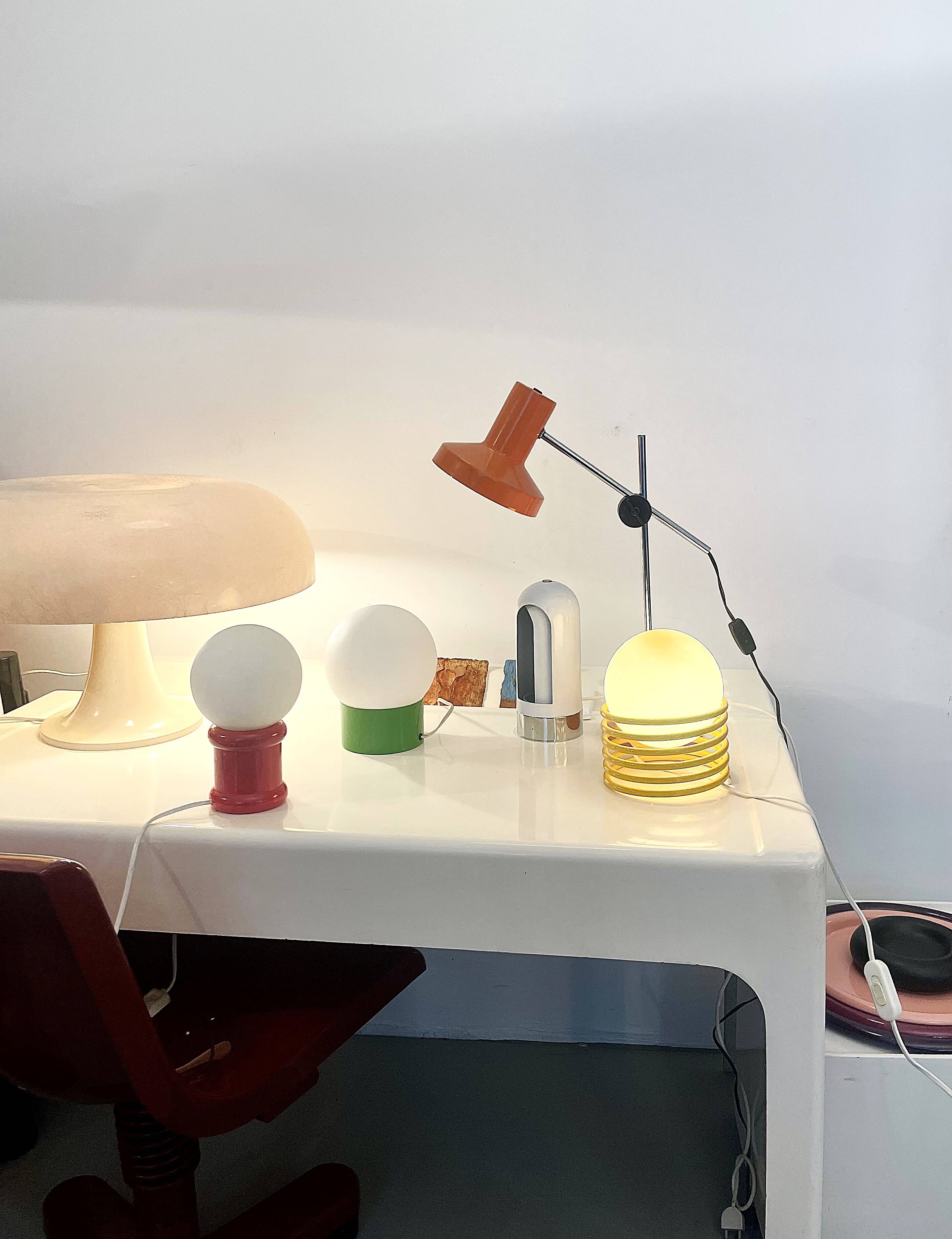 Large Nesso lamp Giancarlo Mattioli Artemide 1965