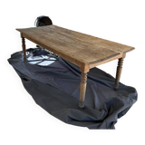 Farm table