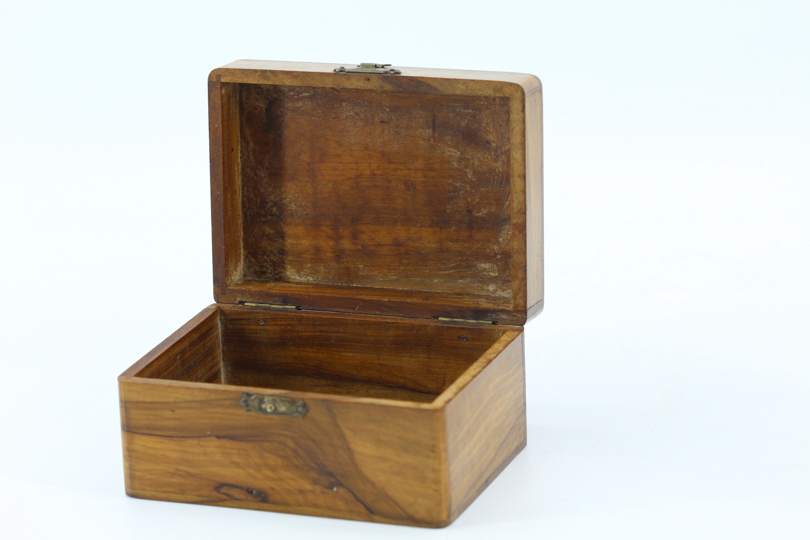 Old box in Nice Memory Olivier