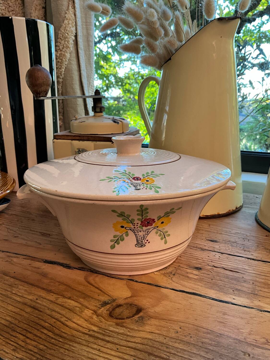 Petite soupière ancienne longwy