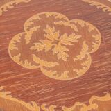 Antique pedestal table