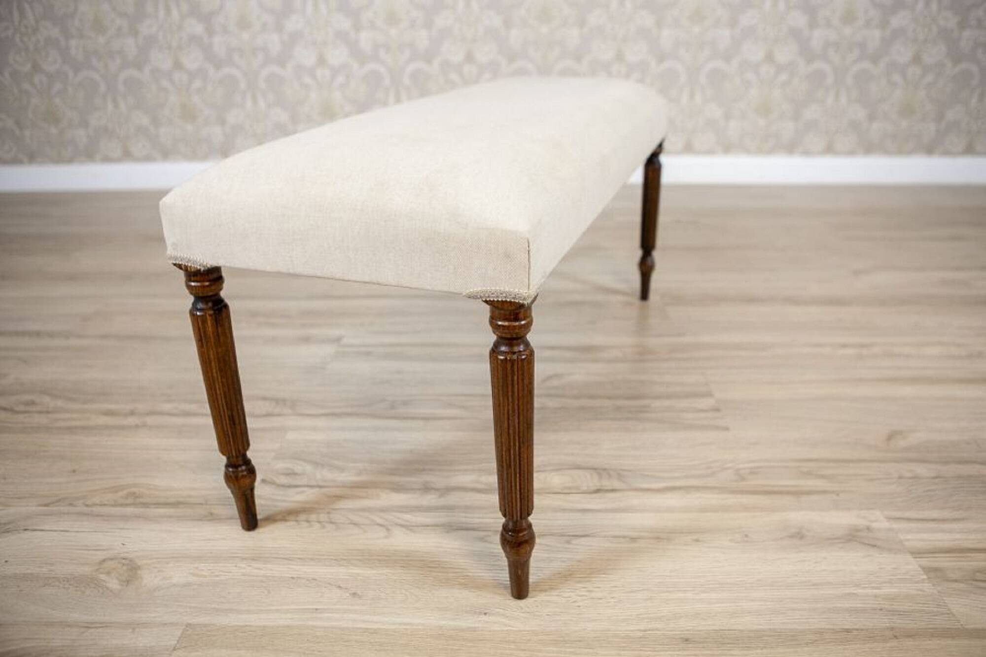 Mid-Century Neoclassical Louis XVI Style Bench with Cream Upholstery and Fluted