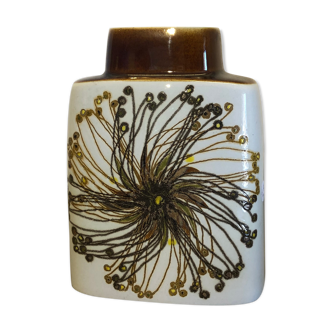 Fajance ceramic vase