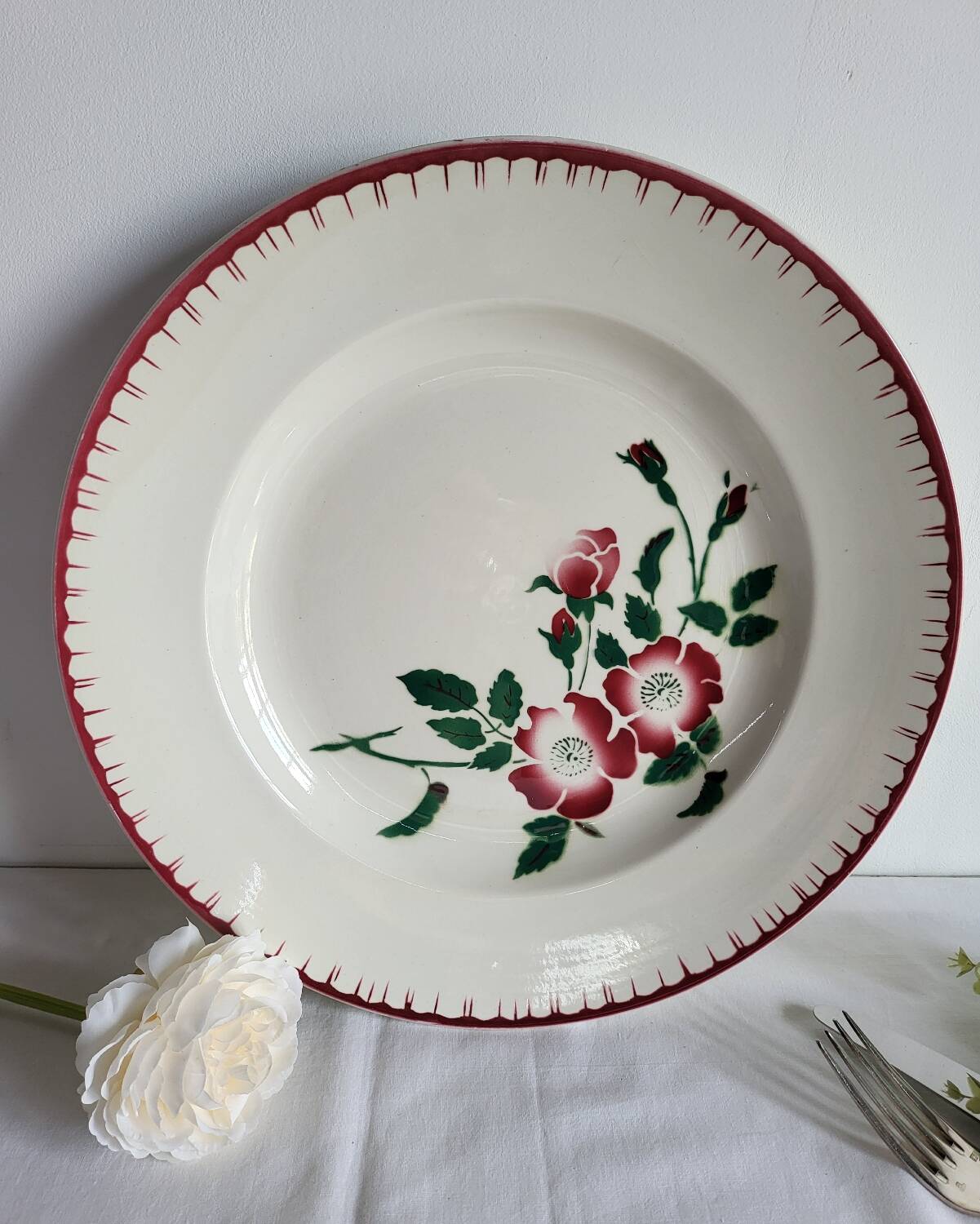 Large round serving platter sarreguemines, epernay model